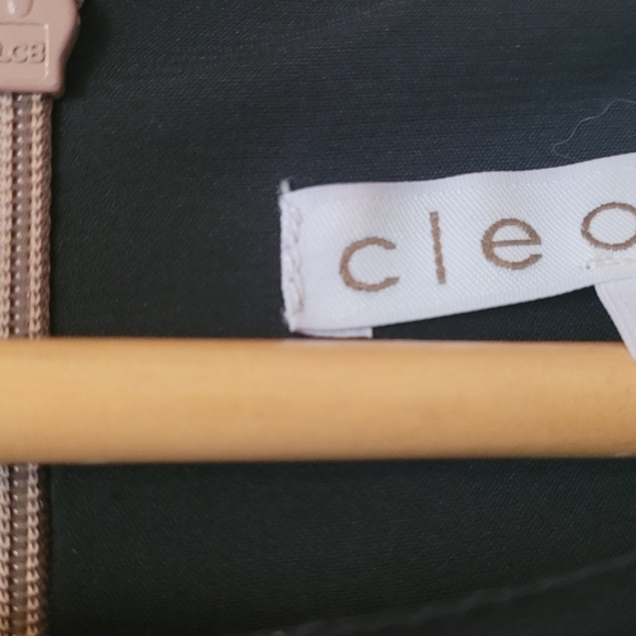 Dress - Picture 3 of 6